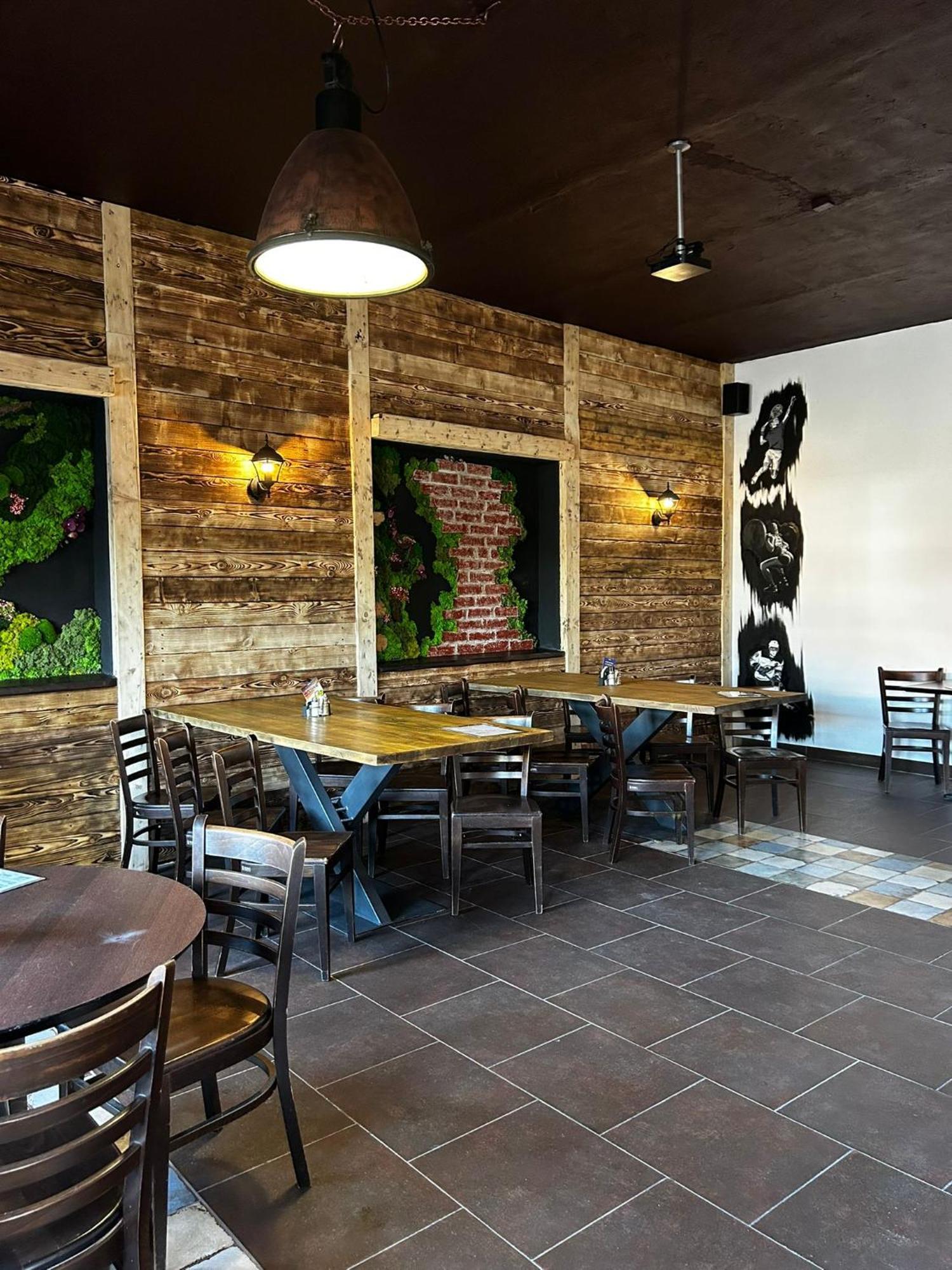 Frýdek-Místek Hotel Plzensky Dvur מראה חיצוני תמונה