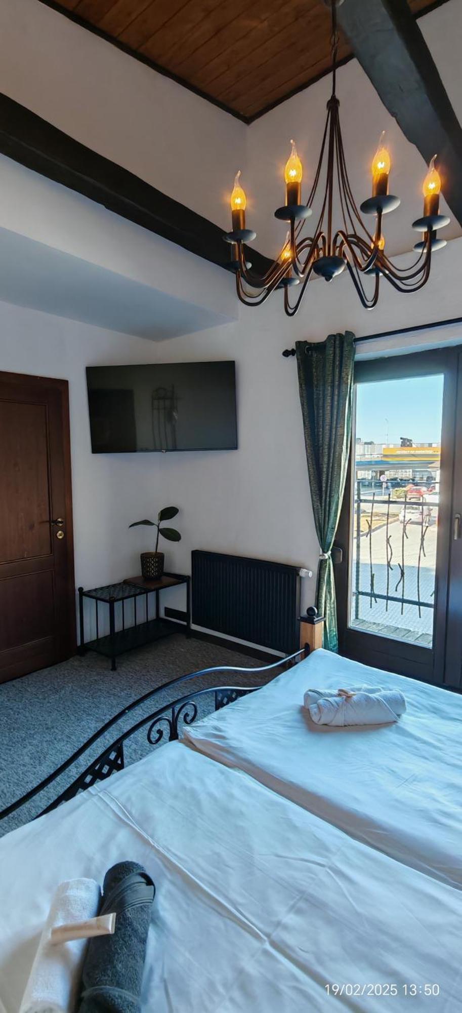 Frýdek-Místek Hotel Plzensky Dvur מראה חיצוני תמונה